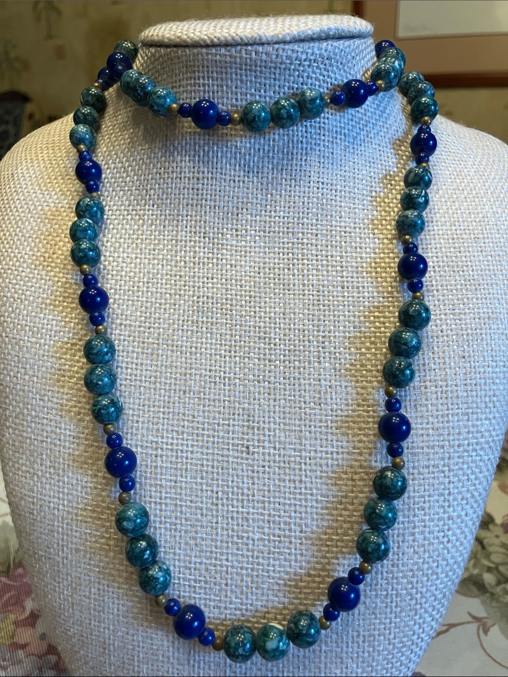 LÁPIZ LAZULI DARK BLUE BEADED NECKLACE with GREEN CHRYSOCOLLA BEADS